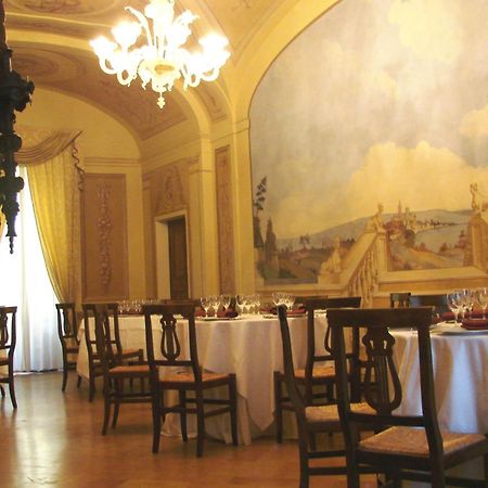 Hotel Palazzo Brunamonti Bevagna Exterior photo